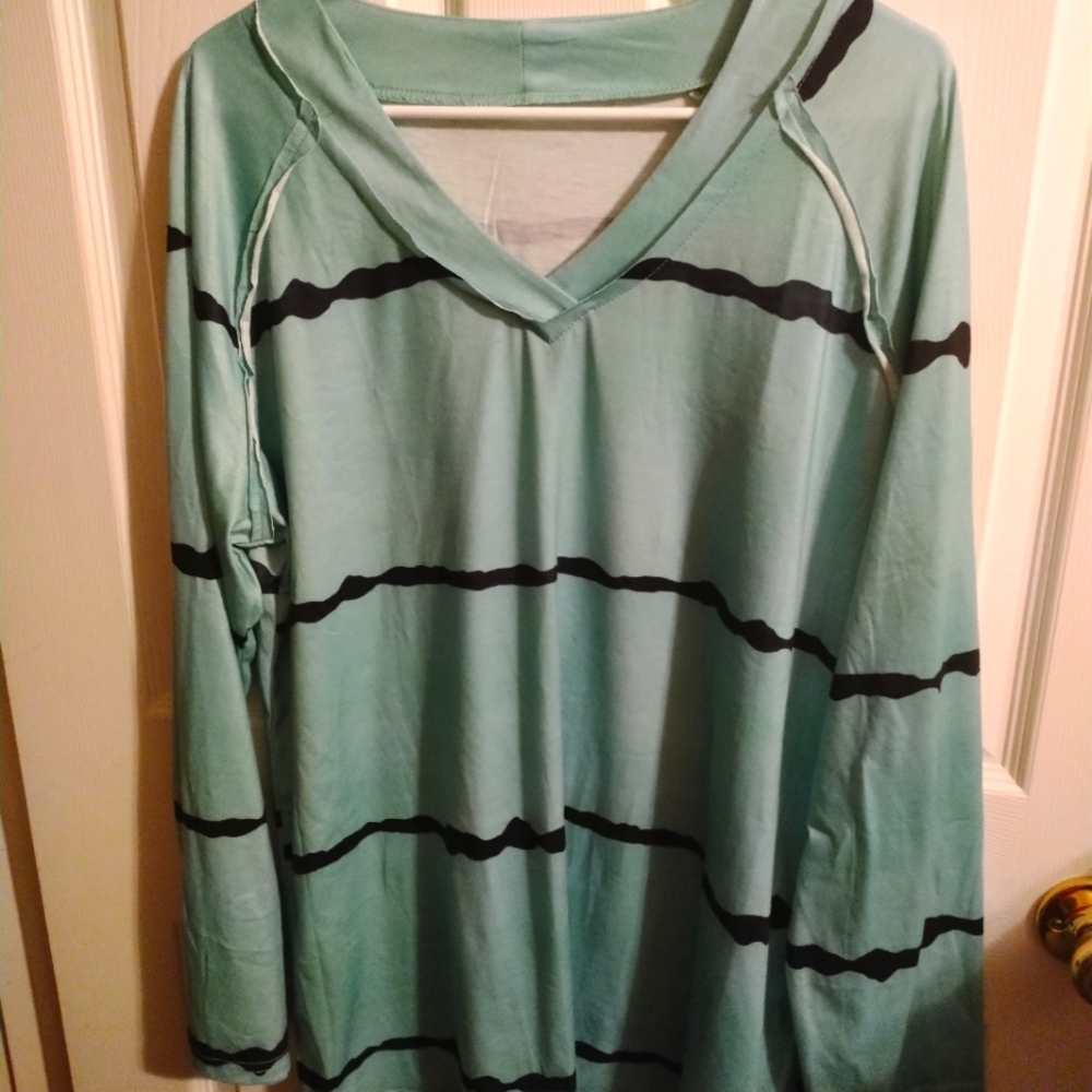 Long sleeve stripe shirt